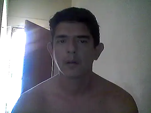 Snapshot of Marobronco chatting on December 2025 04:11:01 PM Marobronco online show from December 2025 04:11:01 PM