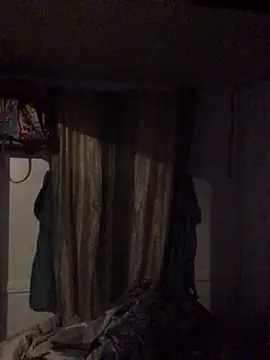 allissonw13 online show from December 2024 11:33:01 AM