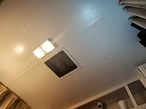 allissonw13 online show from December 2024 05:16:02 AM