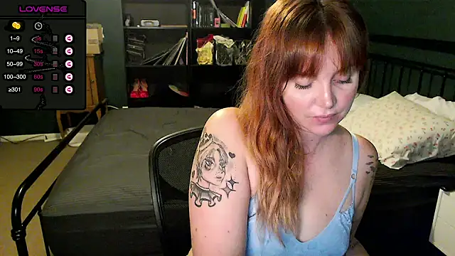 Snapshot of Blaze_Baby chatting on December 2024 06:06:01 PM Blaze Baby online show from December 2024 06:06:01 PM