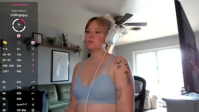 Snapshot of Blaze_Baby chatting on March 2025 05:50:02 PM Blaze Baby online show from March 2025 05:50:02 PM