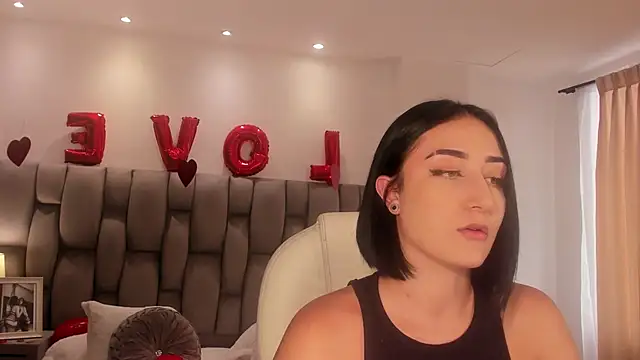 kendra scoth online show from February 2025 07:28:02 PM