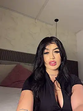 SOPHICARTERS online show from May 2026 12:43:01 PM