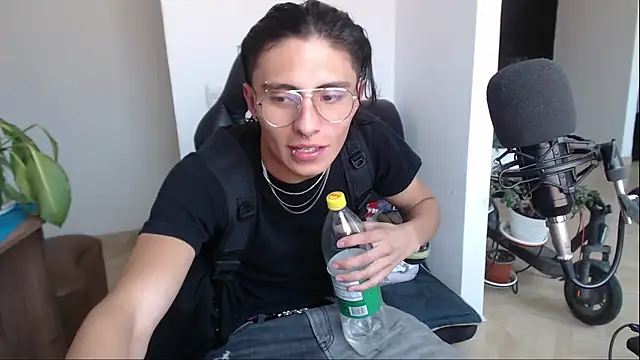 jay dimarco2 online show from February 2026 08:34:02 PM