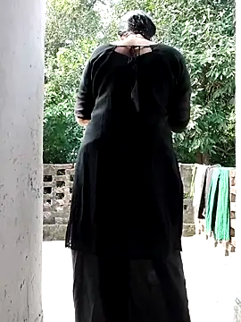 Snapshot of Hot-rubina chatting on October 2025 04:01:02 AM Hot-rubina online show from October 2025 04:01:02 AM