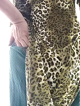 Snapshot of Hot-rubina chatting on December 2025 06:10:01 AM Hot-rubina online show from December 2025 06:10:01 AM