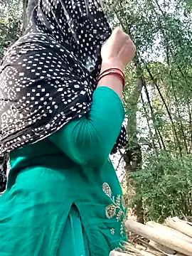 Snapshot of Hot-rubina chatting on May 2026 11:04:01 AM Hot-rubina online show from May 2026 11:04:01 AM