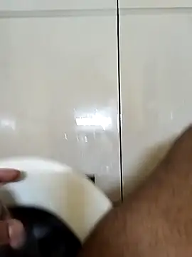 Snapshot of cenyon124 chatting on September 2025 06:18:02 PM cenyon124 online show from September 2025 06:18:02 PM