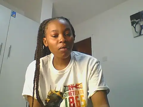  Becky002 online show from May 2026 03:07:01 PM