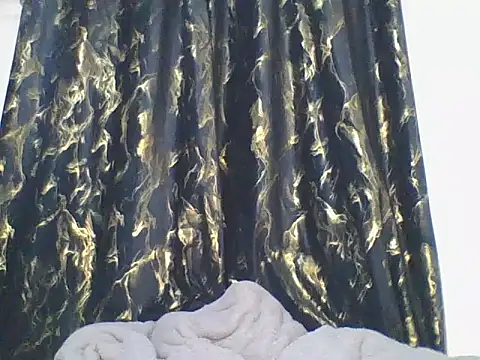  Becky002 online show from May 2026 03:52:02 PM