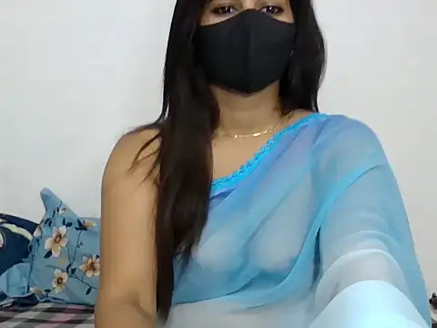 Snapshot of sparkling_queen chatting on December 2024 04:25:01 PM sparkling queen online show from December 2024 04:25:01 PM