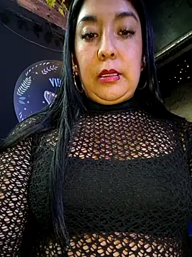 Bella keny online show from September 2025 07:36:02 PM