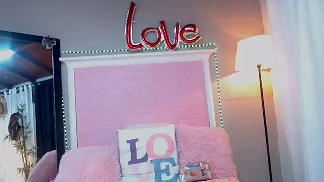 JessyZoe online show from March 2025 11:23:01 AM