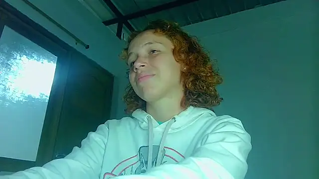 Snapshot of stephanie_bennett04 chatting on December 2025 04:17:01 AM stephanie bennett04 online show from December 2025 04:17:01 AM