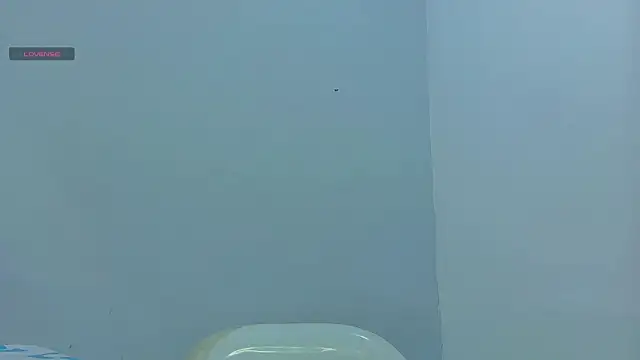 Snapshot of stephanie_bennett04 chatting on February 2026 04:23:02 AM stephanie bennett04 online show from February 2026 04:23:02 AM