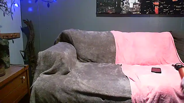 Genevieve143 online show from March 2025 07:33:02 AM