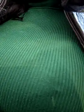 Genevieve143 online show from November 2025 10:01:01 PM