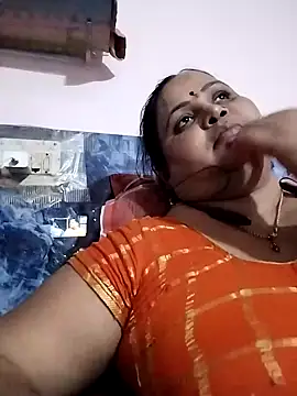 Kiyara7 online show from February 2025 03:47:01 PM