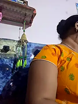 Kiyara7 online show from October 2025 04:04:01 PM