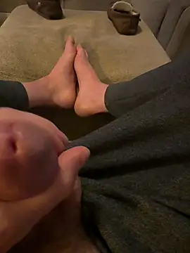 Feettlover69 online show from May 2026 07:31:01 PM
