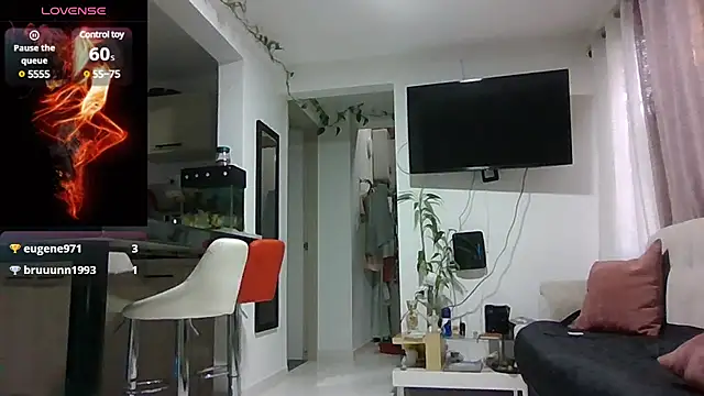 saramartinez1000 online show from February 2025 09:38:01 PM