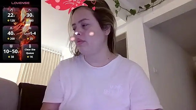 saramartinez1000 online show from September 2025 03:33:01 PM