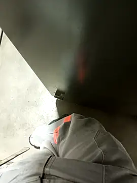 Snapshot of Din0071 chatting on December 2024 10:41:02 PM Din0071 online show from December 2024 10:41:02 PM