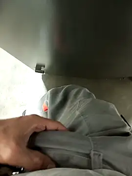 Snapshot of Din0071 chatting on December 2024 03:41:01 PM Din0071 online show from December 2024 03:41:01 PM