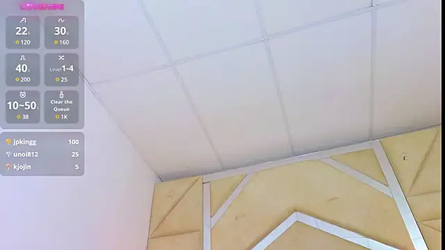 Snapshot of Tiphani_walker_ chatting on March 2025 04:43:02 PM Tiphani walker online show from March 2025 04:43:02 PM