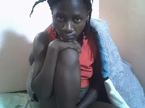 Snapshot of Petite_rider chatting on March 2025 07:44:01 AM Petite rider online show from March 2025 07:44:01 AM