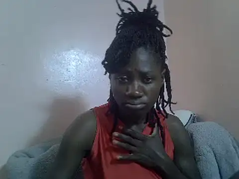 Snapshot of Petite_rider chatting on March 2025 11:01:02 AM Petite rider online show from March 2025 11:01:02 AM