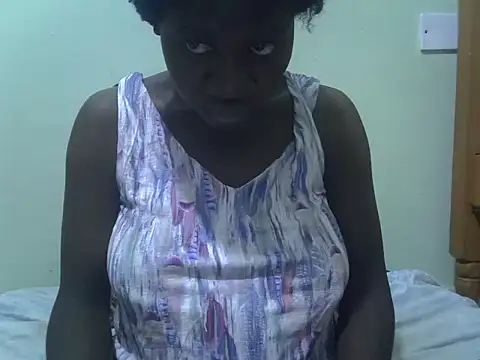 Snapshot of Petite_rider chatting on September 2025 03:40:02 AM Petite rider online show from September 2025 03:40:02 AM