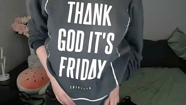 Mini Diva online show from October 2025 08:25:02 AM