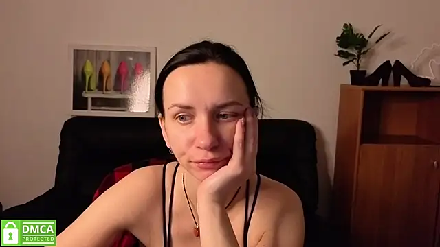 Snapshot of annakillianox chatting on May 2026 05:25:02 AM annakillianox online show from May 2026 05:25:02 AM