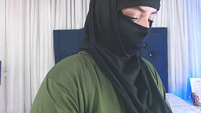 Uzra hayed online show from January 2025 10:26:01 PM