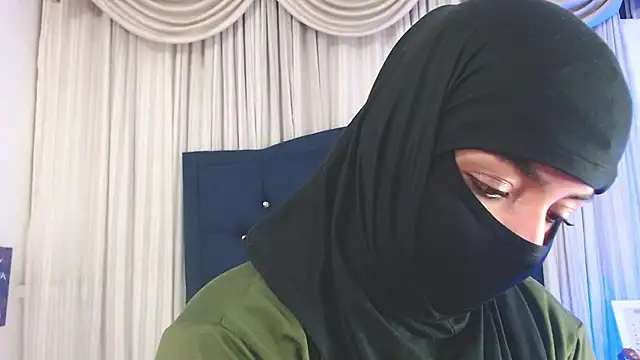 Uzra hayed online show from January 2025 01:37:02 AM