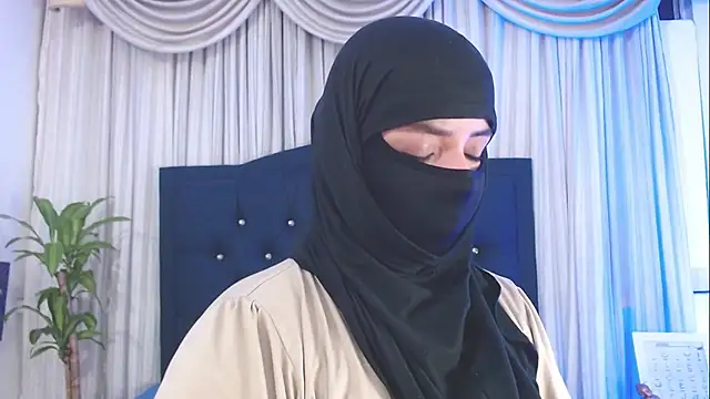 Uzra hayed online show from March 2025 11:14:02 PM