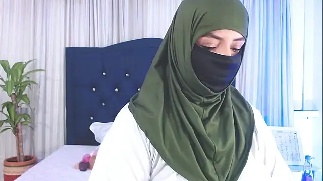 Uzra hayed online show from March 2025 07:25:01 PM