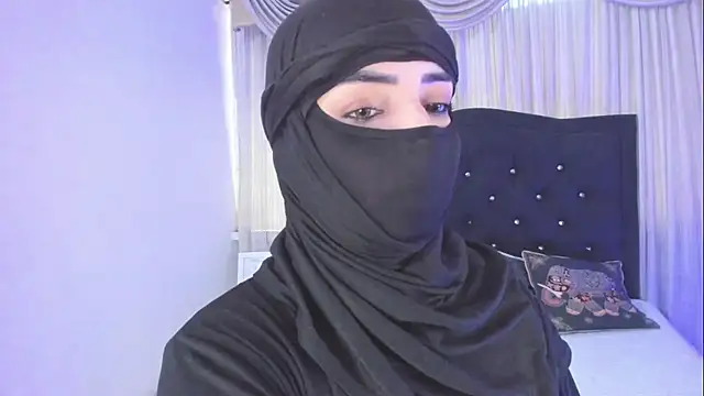 Snapshot of Uzra_hayed chatting on February 2026 05:41:01 PM Uzra hayed online show from February 2026 05:41:01 PM