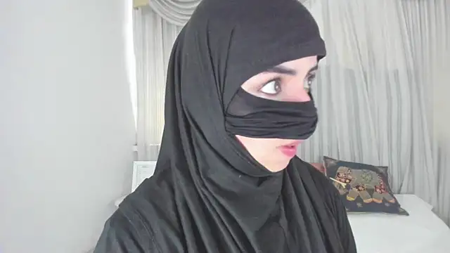 Snapshot of Uzra_hayed chatting on March 2026 07:19:01 PM Uzra hayed online show from March 2026 07:19:01 PM