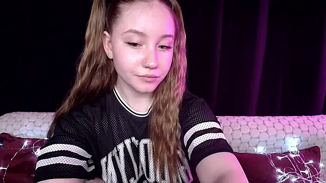 SindiWatsoon online show from December 2024 06:16:01 PM