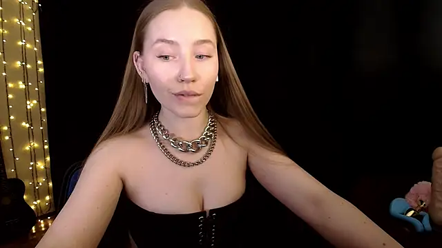 SindiWatsoon online show from February 2026 03:33:02 PM