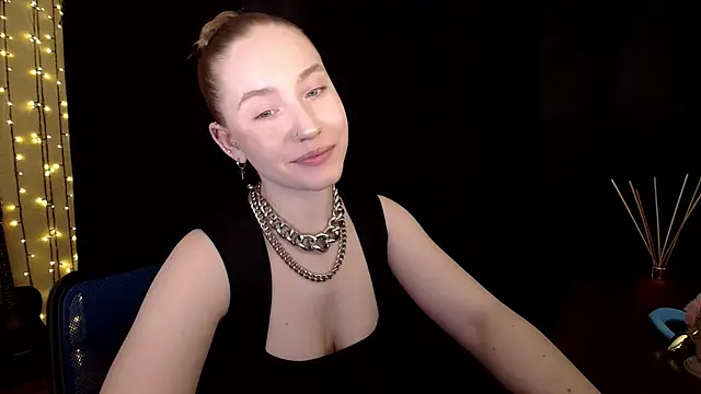 SindiWatsoon online show from March 2026 07:24:02 PM