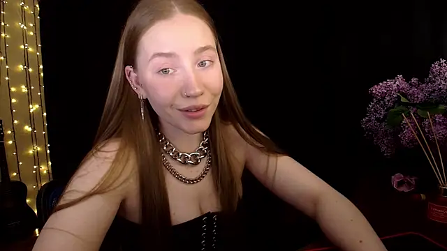 SindiWatsoon online show from May 2026 04:04:02 PM