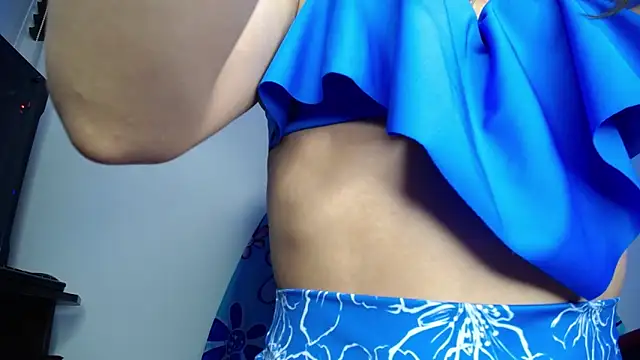 Snapshot of luly_pink chatting on March 2026 03:44:02 AM luly pink online show from March 2026 03:44:02 AM