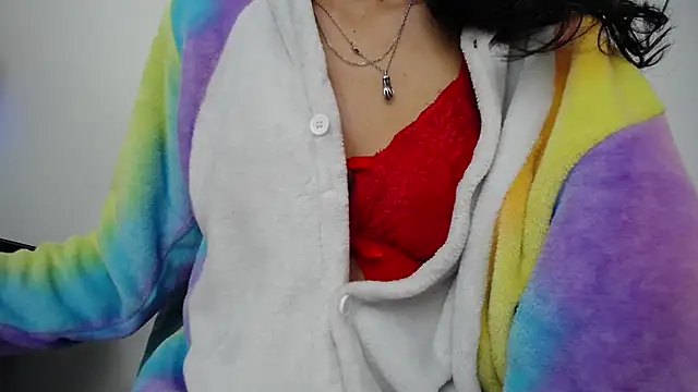 Snapshot of luly_pink chatting on April 2026 05:34:02 AM luly pink online show from April 2026 05:34:02 AM