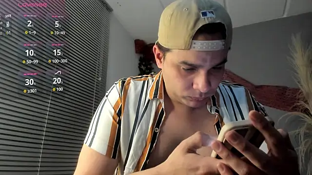 Latin boy surprisee online show from January 2026 02:05:02 AM