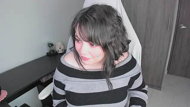 Snapshot of _hikaru_arimura chatting on October 2025 12:07:02 PM hikaru arimura online show from October 2025 12:07:02 PM