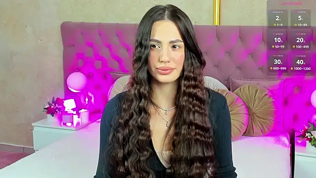 Snapshot of Jelisse_Jones chatting on February 2025 01:29:01 PM Jelisse Jones online show from February 2025 01:29:01 PM