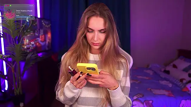 Kamila icee online show from October 2025 06:31:01 PM